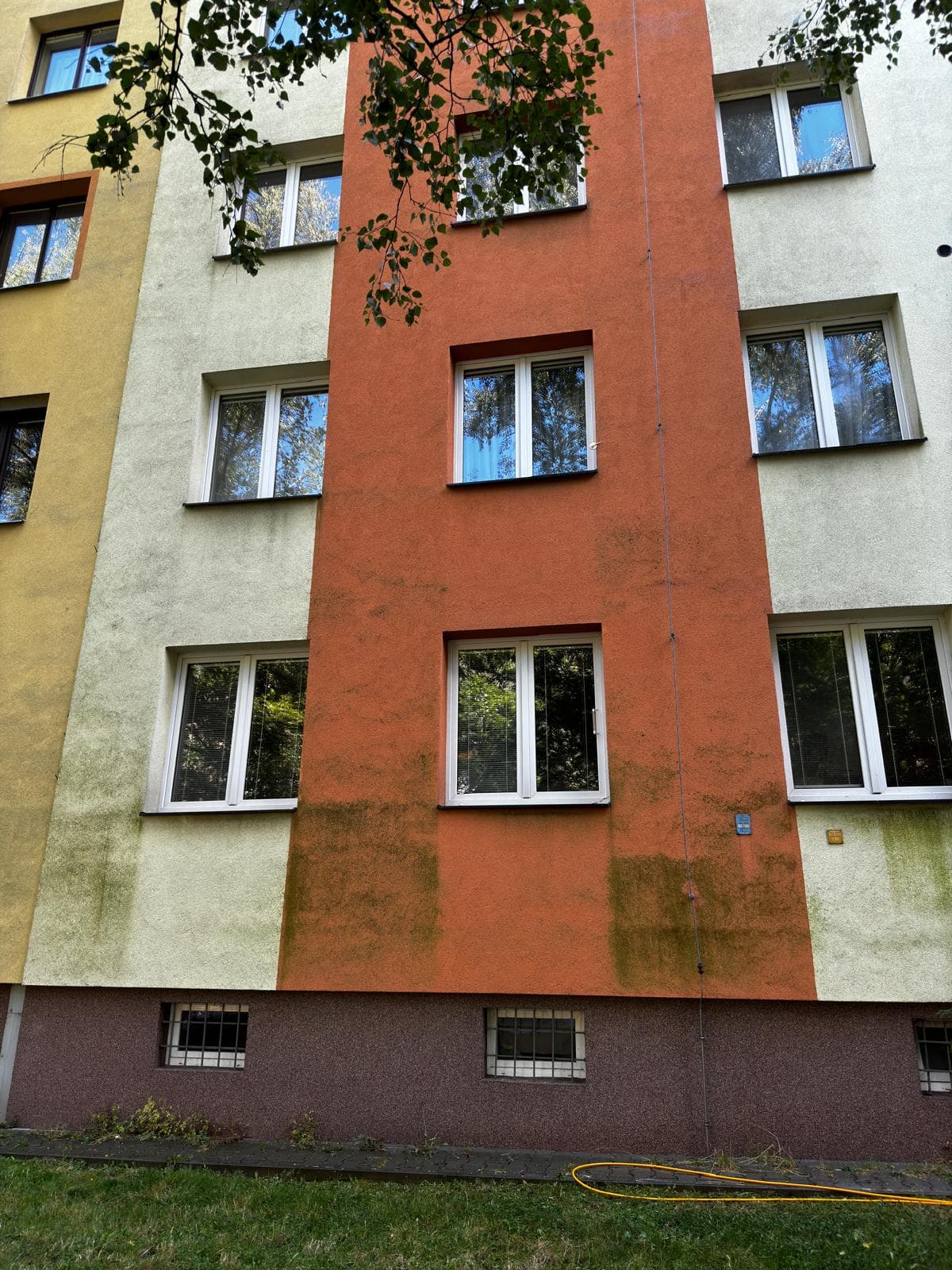 Před — Čištění fasády